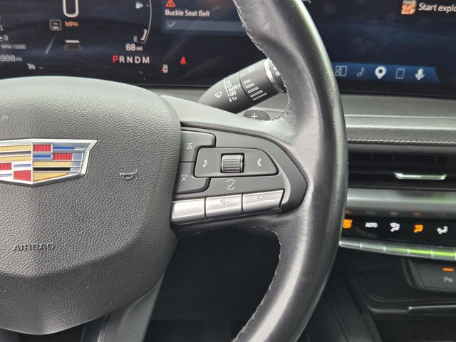Used 2025 Cadillac XT4 Premium Luxury FWD image 15