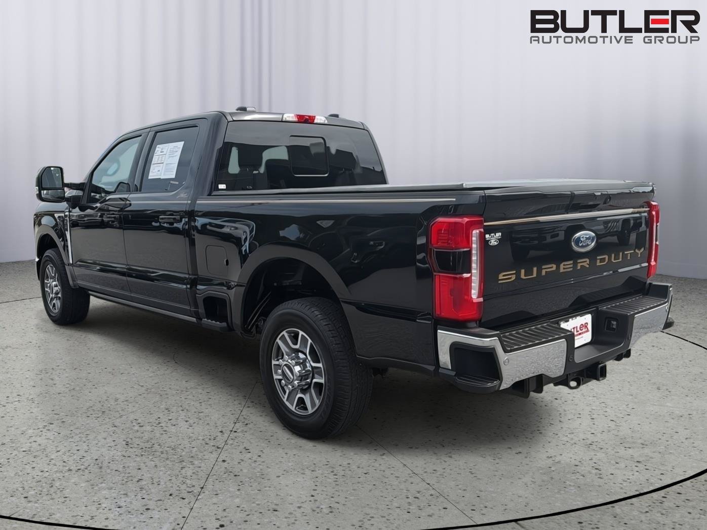 Certified 2026 Ford F350 Lariat RWD image 4