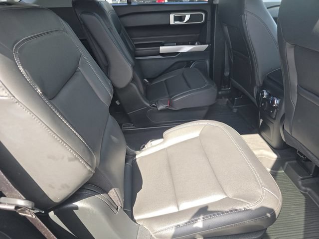 Certified 2022 Ford Explorer XLT w/ Equipment Group 202A AWD/4WD image 20