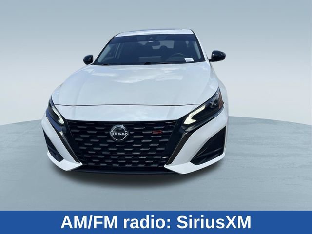 Used 2023 Nissan Altima 2.0 SR FWD image 10
