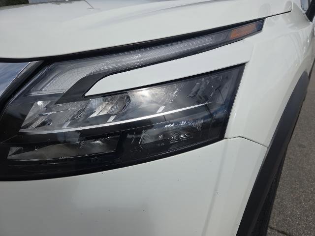 Used 2024 Nissan Pathfinder S AWD/4WD image 4