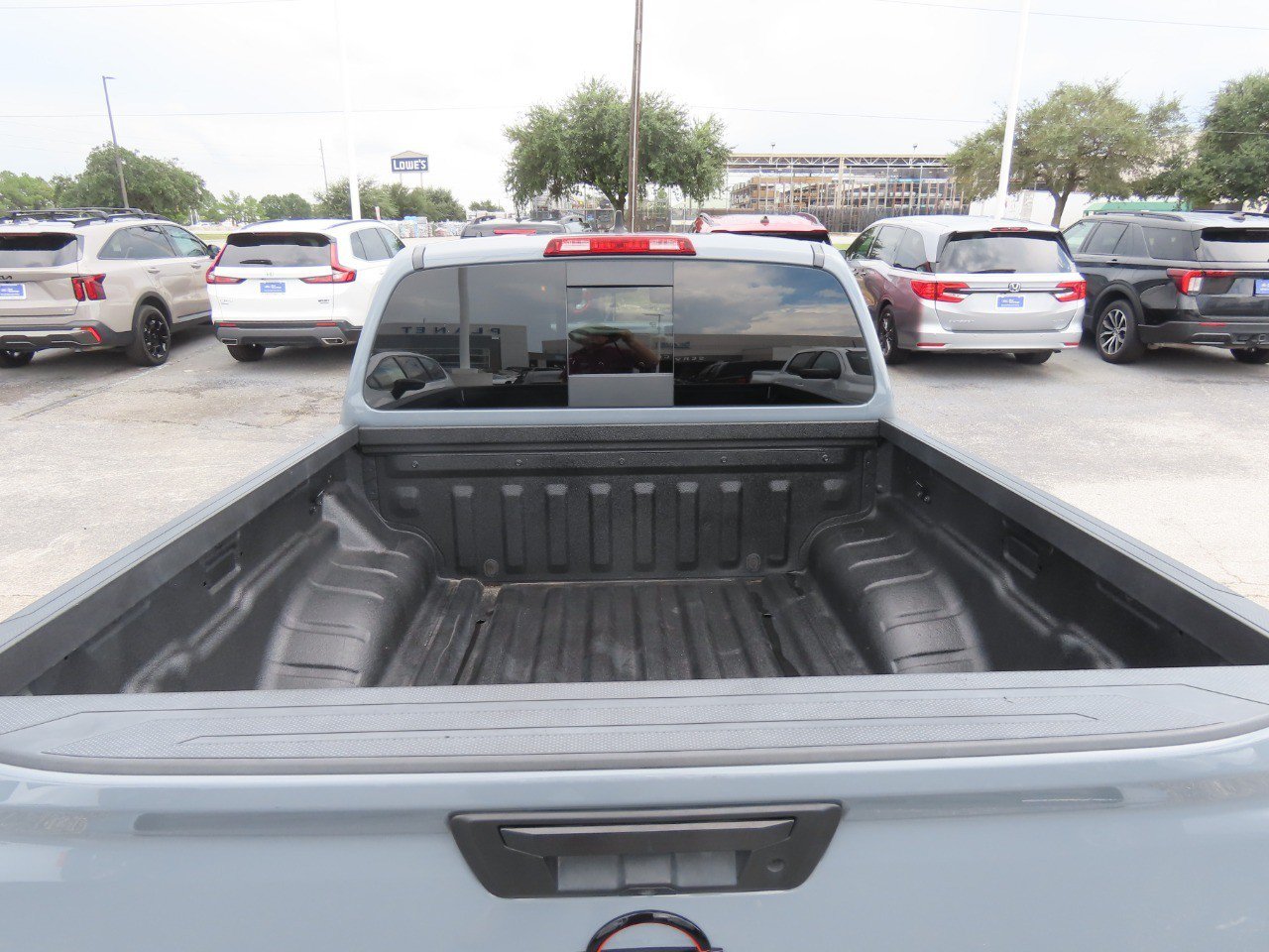 Used 2023 Nissan Frontier PRO-4X w/ Technology Package AWD/4WD image 18
