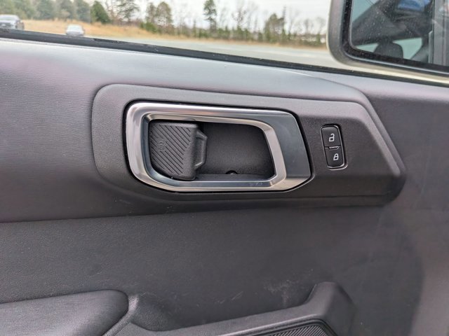 Certified 2025 Ford Bronco Outer Banks image 13