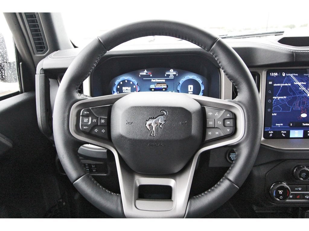Certified 2026 Ford Bronco Outer Banks AWD/4WD image 14
