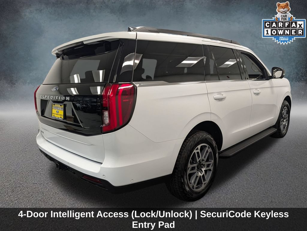 Certified 2025 Ford Expedition Active AWD/4WD image 5