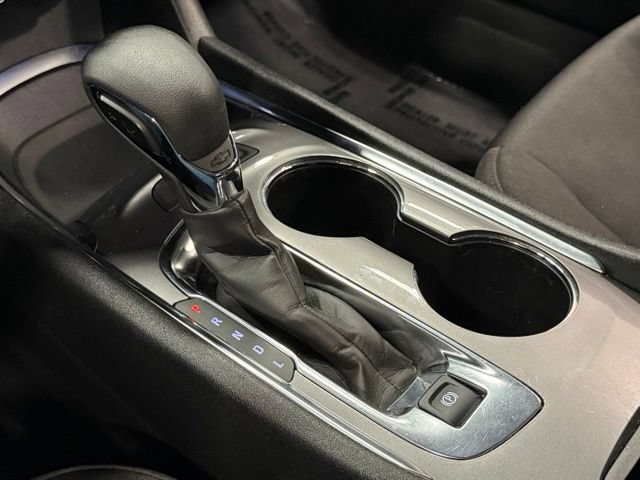 Used 2025 Chevrolet Malibu LT FWD image 31