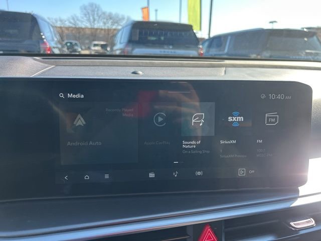 Used 2025 Kia Sorento S FWD image 24