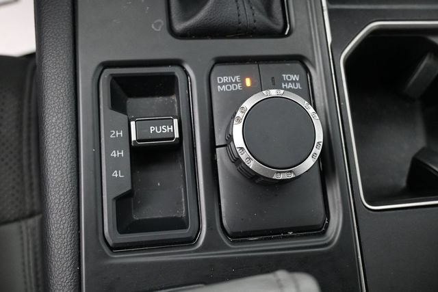 Used 2025 Toyota Tundra Limited AWD/4WD image 14