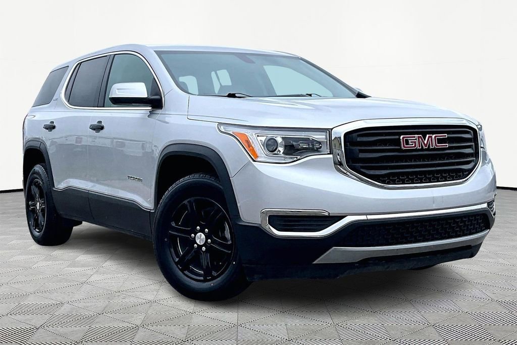 Used 2017 GMC Acadia SLE w/ LPO, Floor Liner Package image 12