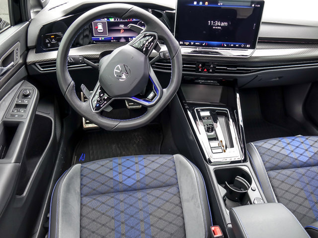 Used 2025 Volkswagen Golf R 2.0T image 14