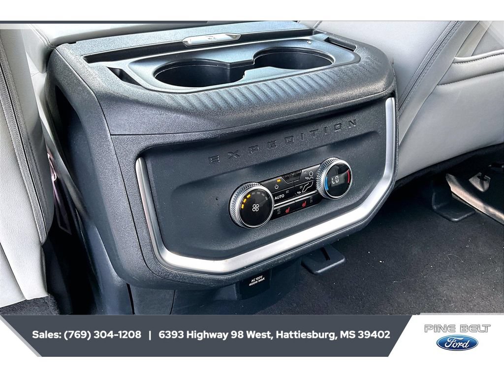 Certified 2025 Ford Expedition Platinum AWD/4WD image 25