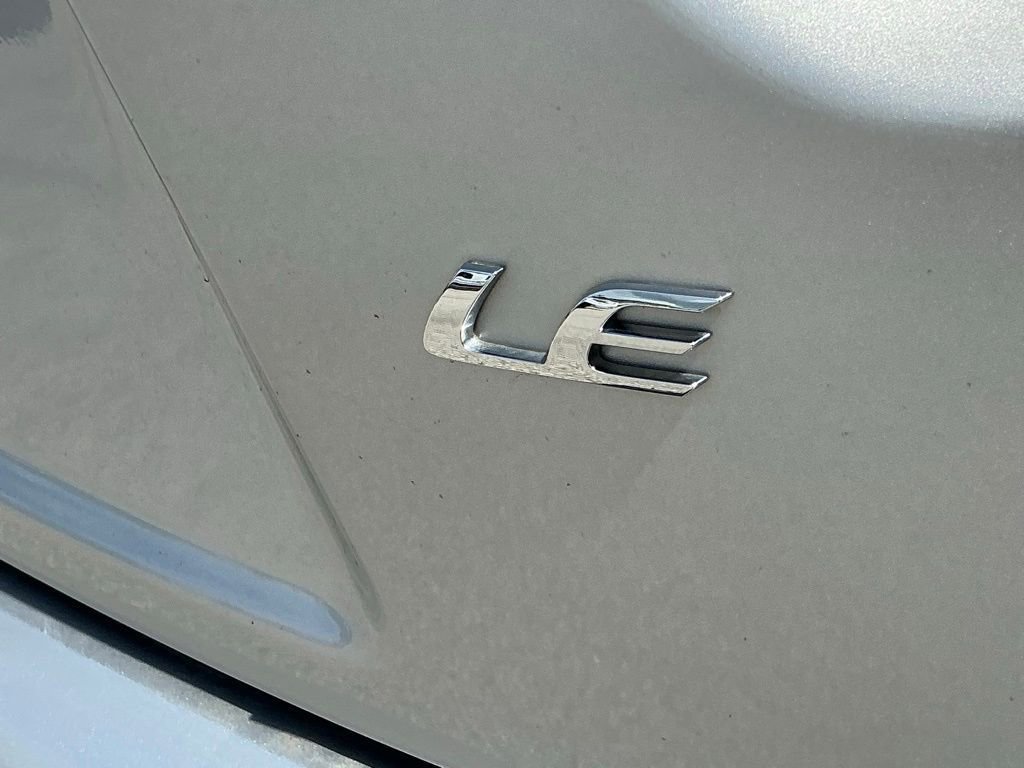 Used 2023 Toyota Corolla LE image 20