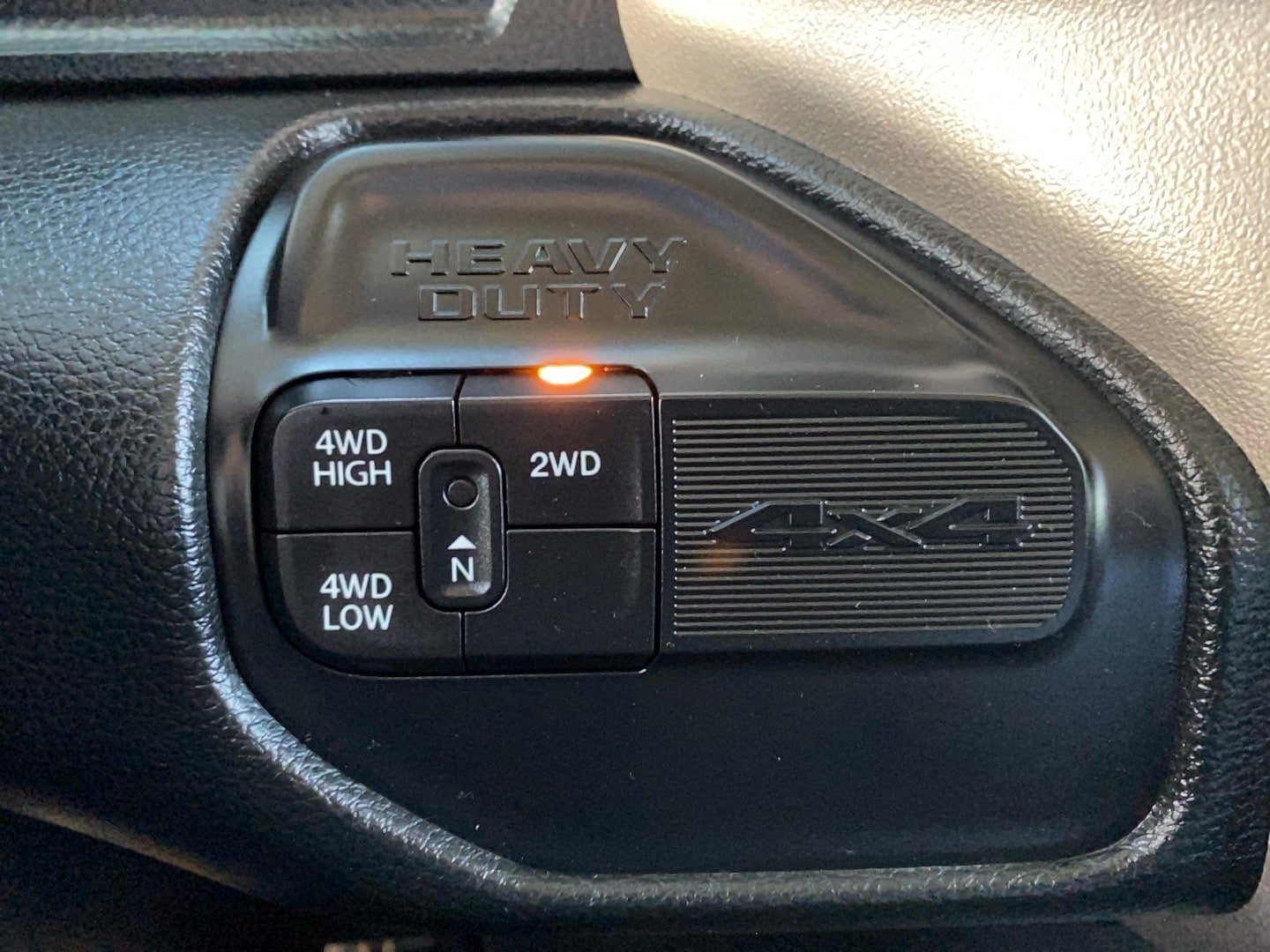 Used 2020 RAM 2500 Laramie AWD/4WD image 22