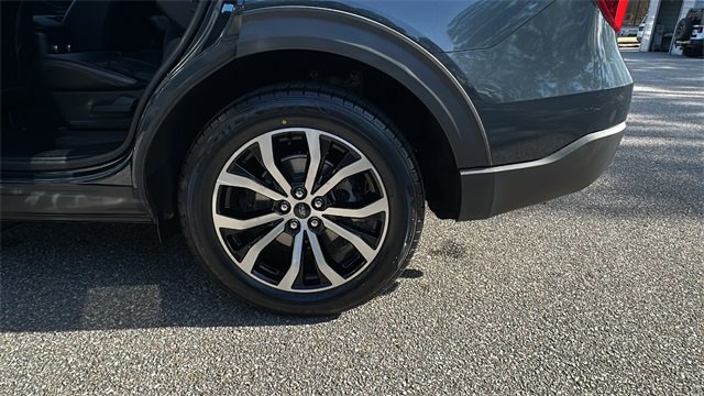 Certified 2022 Ford Explorer ST-Line w/ Class IV Trailer Tow Package image 19