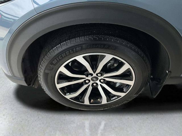 Certified 2025 Ford Explorer ST-Line AWD/4WD image 32
