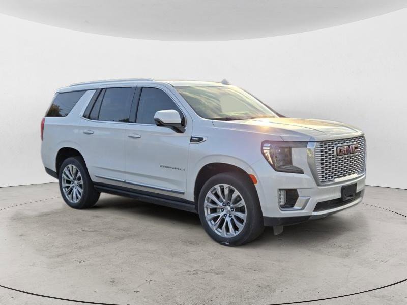 Used 2023 GMC Yukon Denali image 2