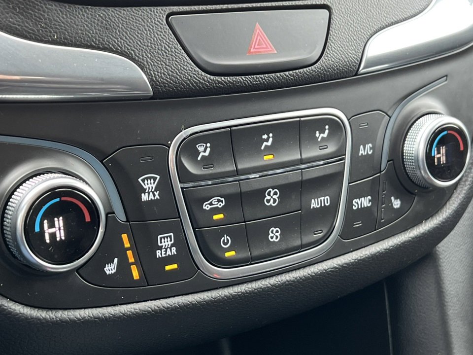 Used 2020 Chevrolet Equinox LT image 23