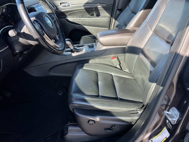 Used 2021 Jeep Grand Cherokee Limited AWD/4WD image 19