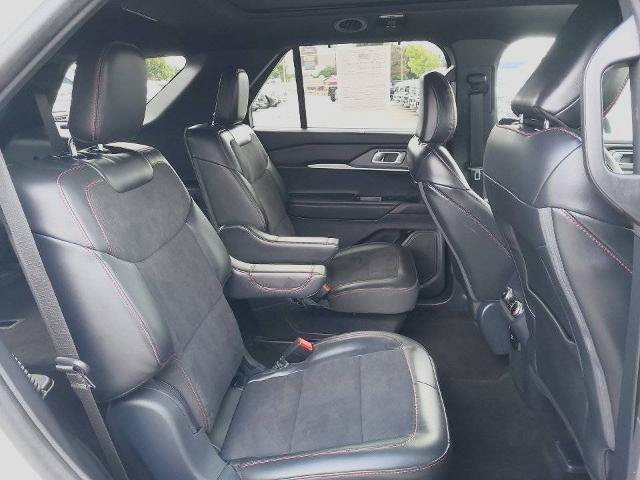Certified 2025 Ford Explorer ST AWD/4WD image 23