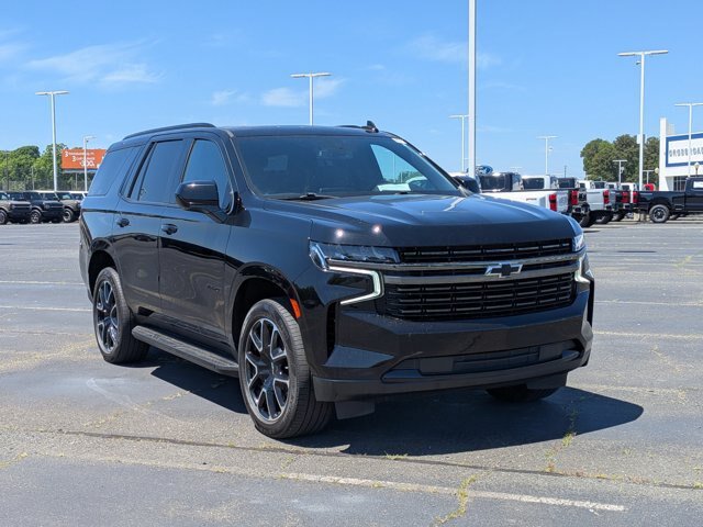 Used 2021 Chevrolet Tahoe RST w/ Rear Media and Nav Package AWD/4WD image 1