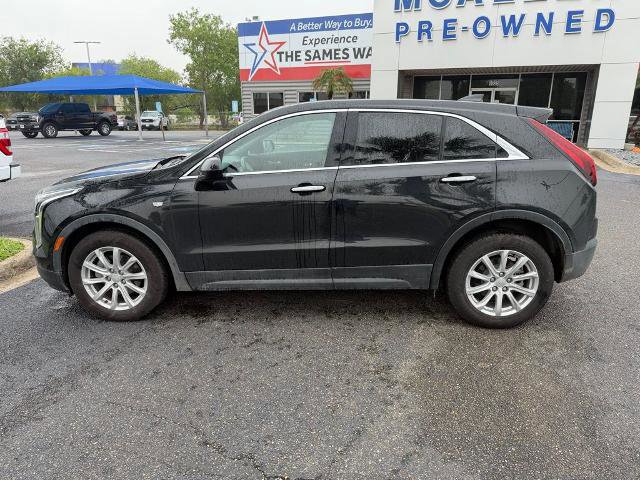 Used 2023 Cadillac XT4 Luxury FWD image 3