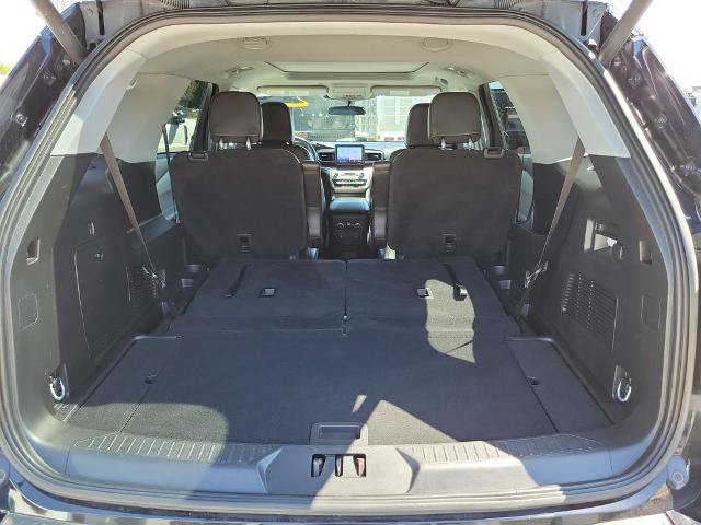 Certified 2023 Ford Explorer XLT w/ Equipment Group 202A AWD/4WD image 10