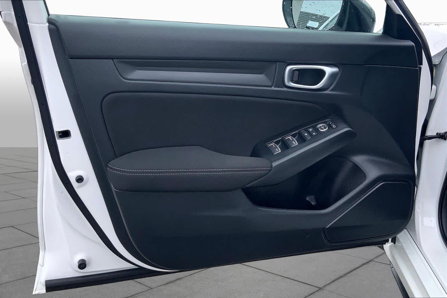 Used 2025 Honda Civic Sport image 22
