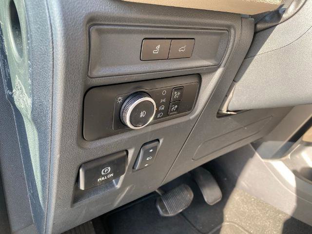 Certified 2024 Ford Expedition Limited image 17