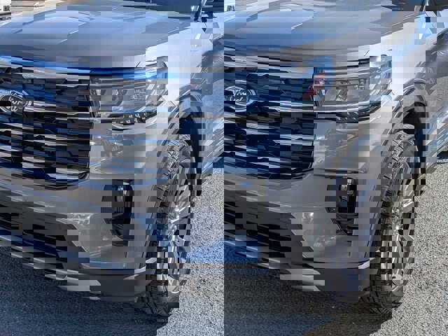 Certified 2025 Ford Explorer Active w/ Active Comfort Package image 10