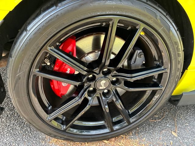 Certified 2021 Ford Mustang Shelby GT500 w/ Technology Package RWD image 16