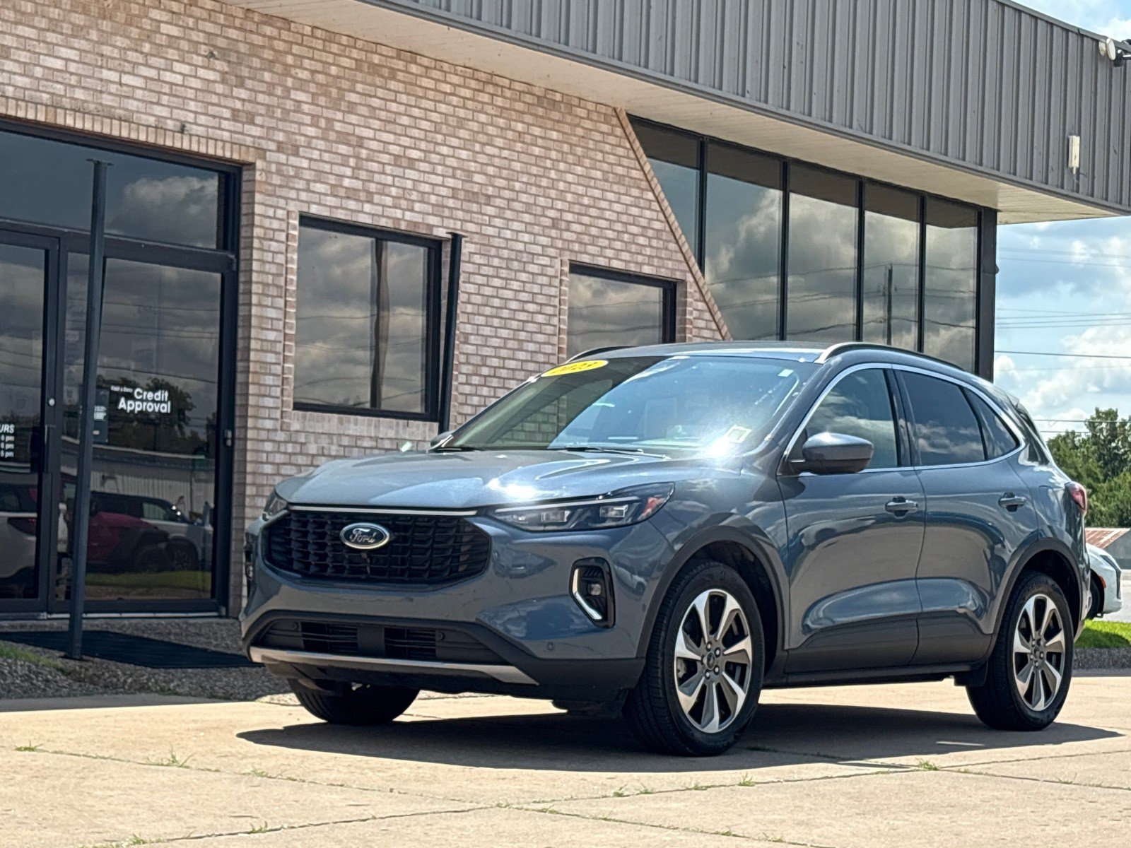 Certified 2023 Ford Escape Platinum w/ Premium Technology Package