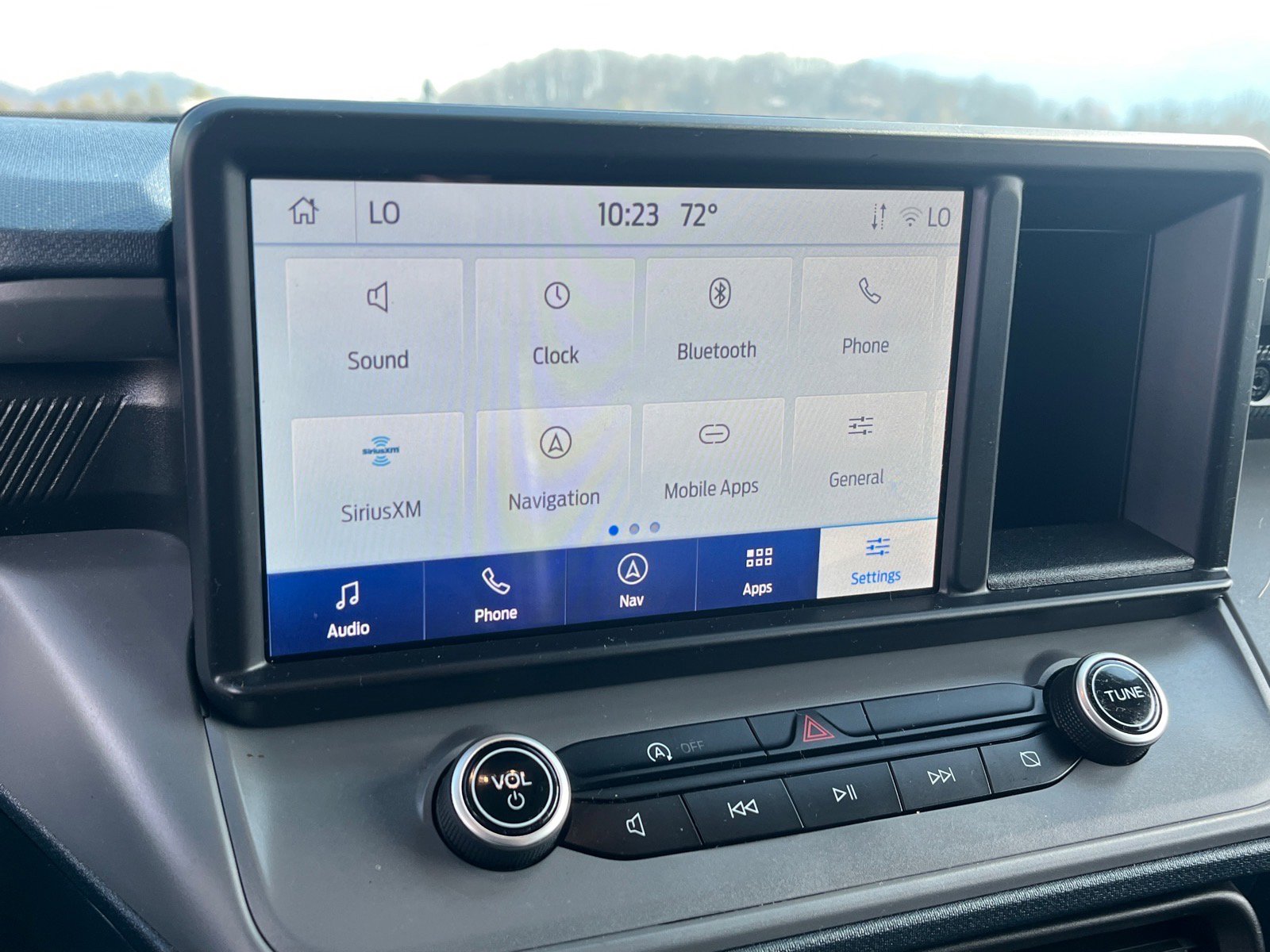 Certified 2023 Ford Maverick Tremor w/ Tremor Off-Road Package image 11