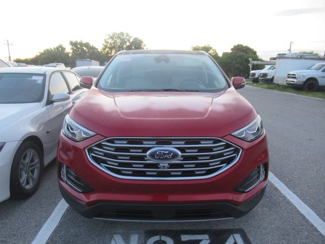 Certified 2022 Ford Edge Titanium w/ Equipment Group 301A AWD/4WD image 2