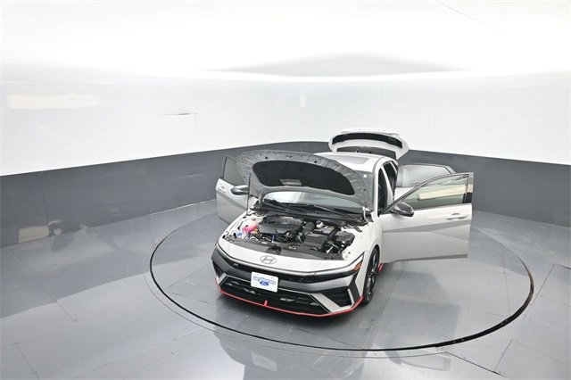 Used 2025 Hyundai Elantra N image 35