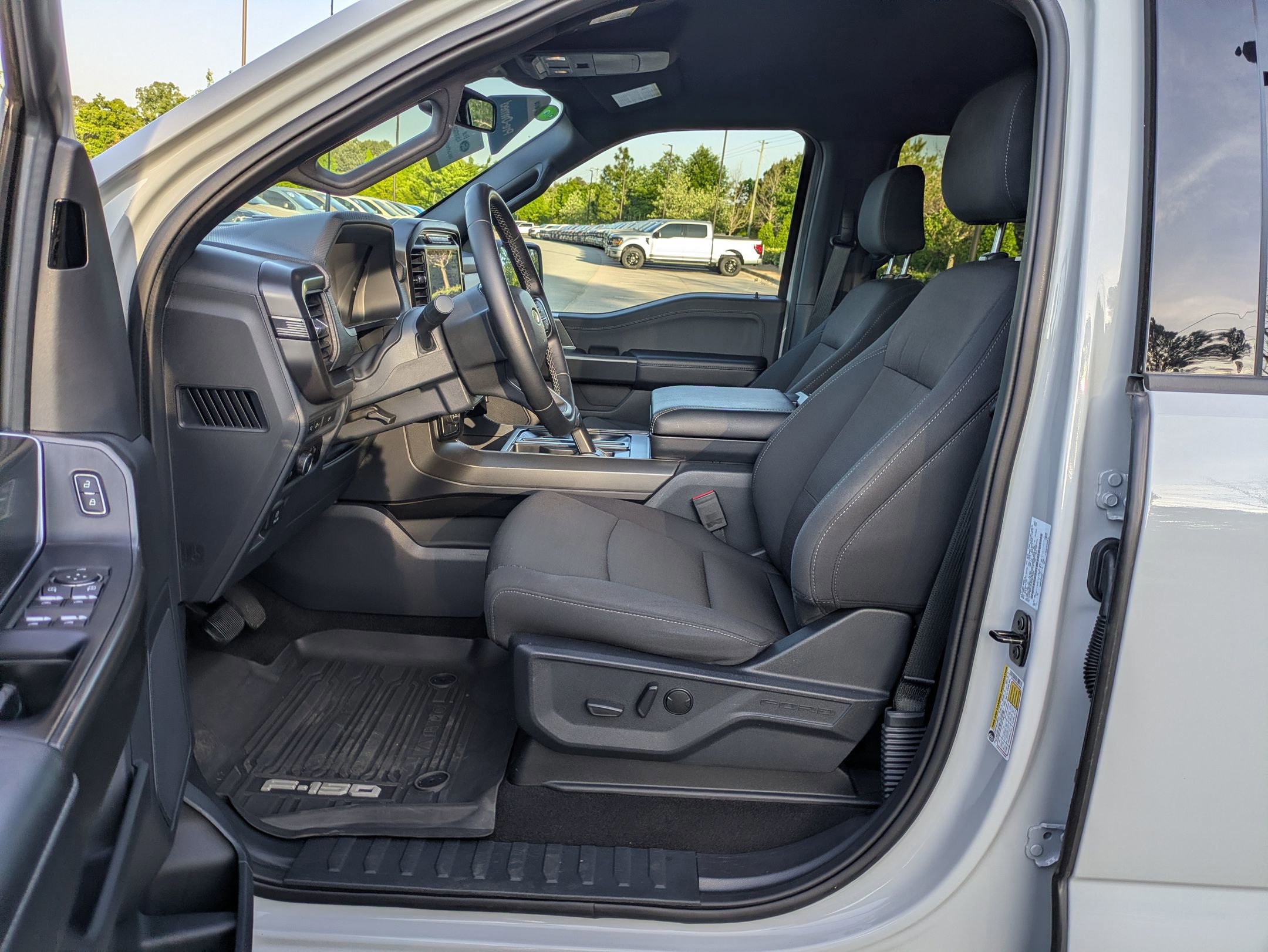 Certified 2024 Ford F150 XLT w/ Equipment Group 302A MID AWD/4WD image 15