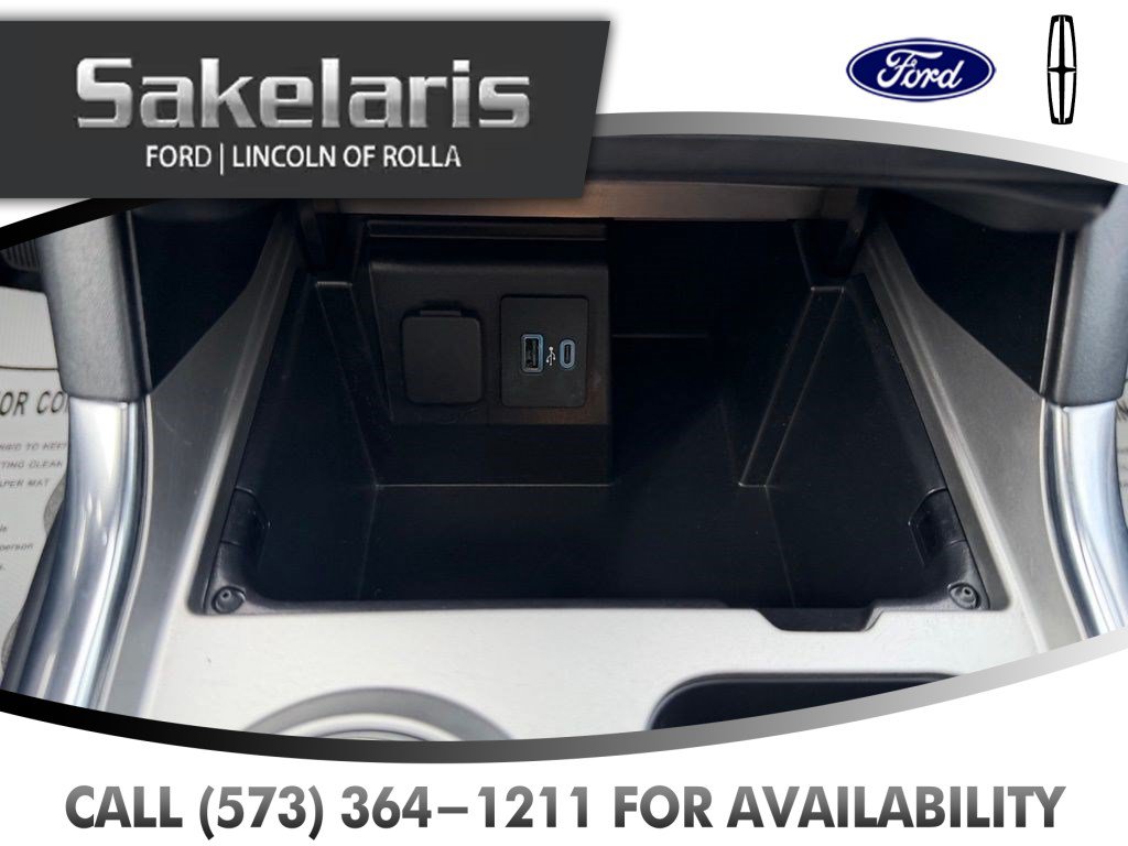 Certified 2022 Ford Explorer XLT w/ Equipment Group 202A AWD/4WD image 27