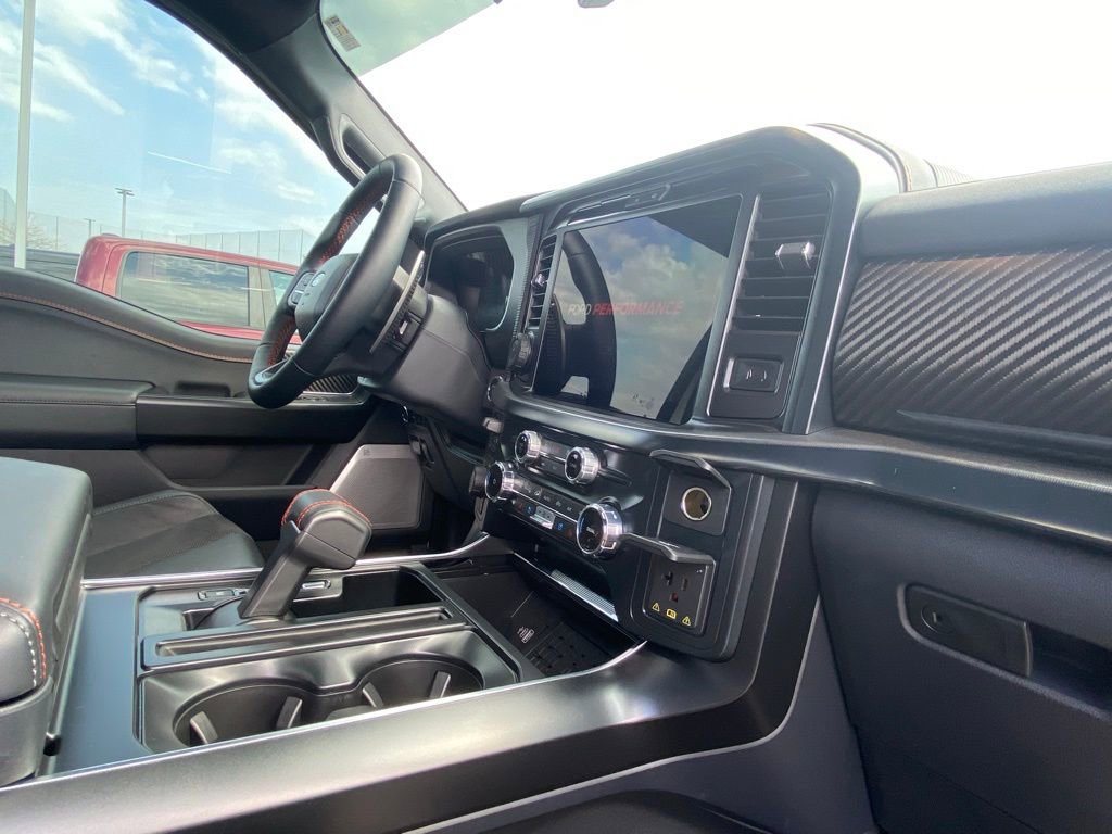 Certified 2025 Ford F150 Raptor image 30