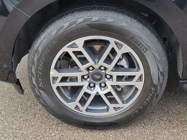Certified 2025 Ford Expedition Active AWD/4WD image 9
