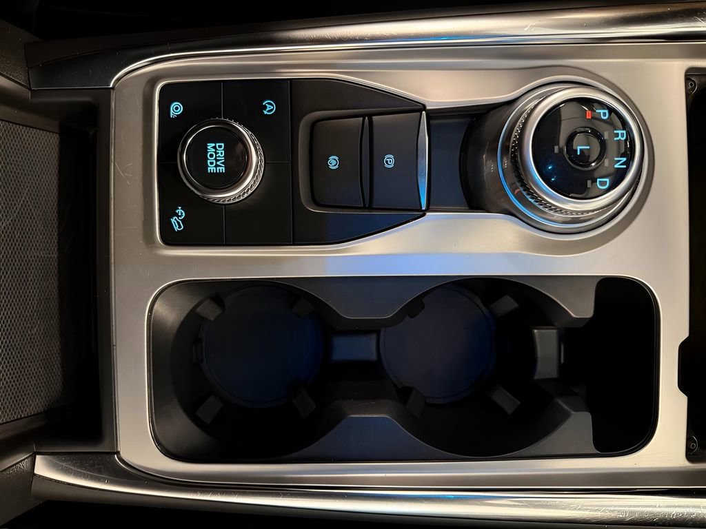 Certified 2022 Ford Explorer XLT image 21