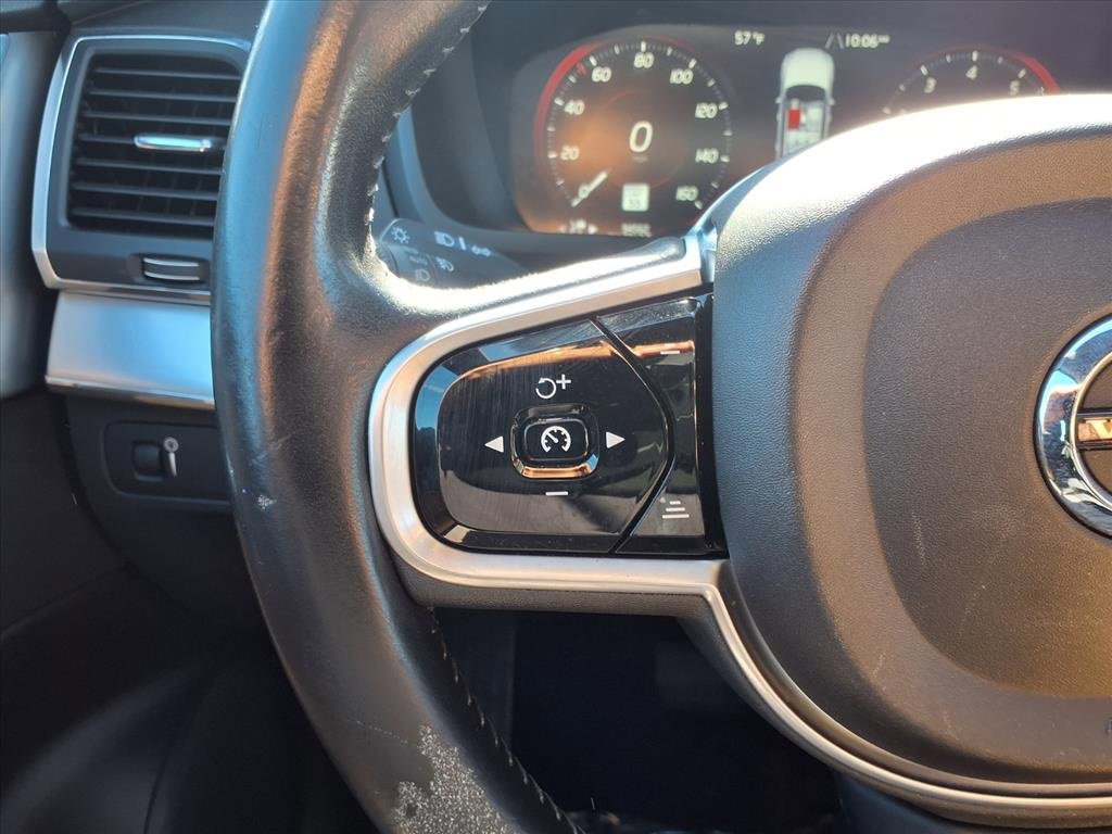 Used 2018 Volvo XC90 T6 Momentum w/ Convenience Package image 12