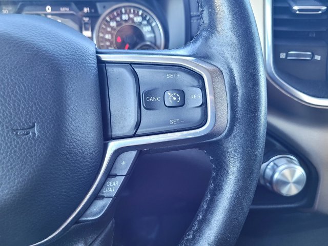 Used 2019 RAM 1500 Laramie AWD/4WD image 23