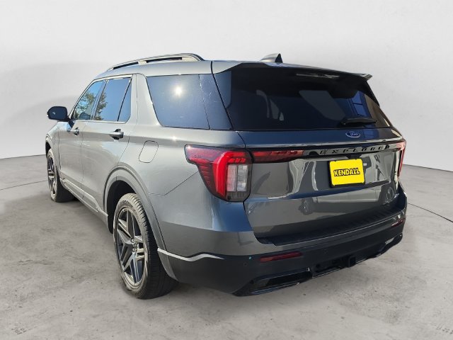 Certified 2025 Ford Explorer ST-Line w/ ST-Line Street Pack AWD/4WD image 7