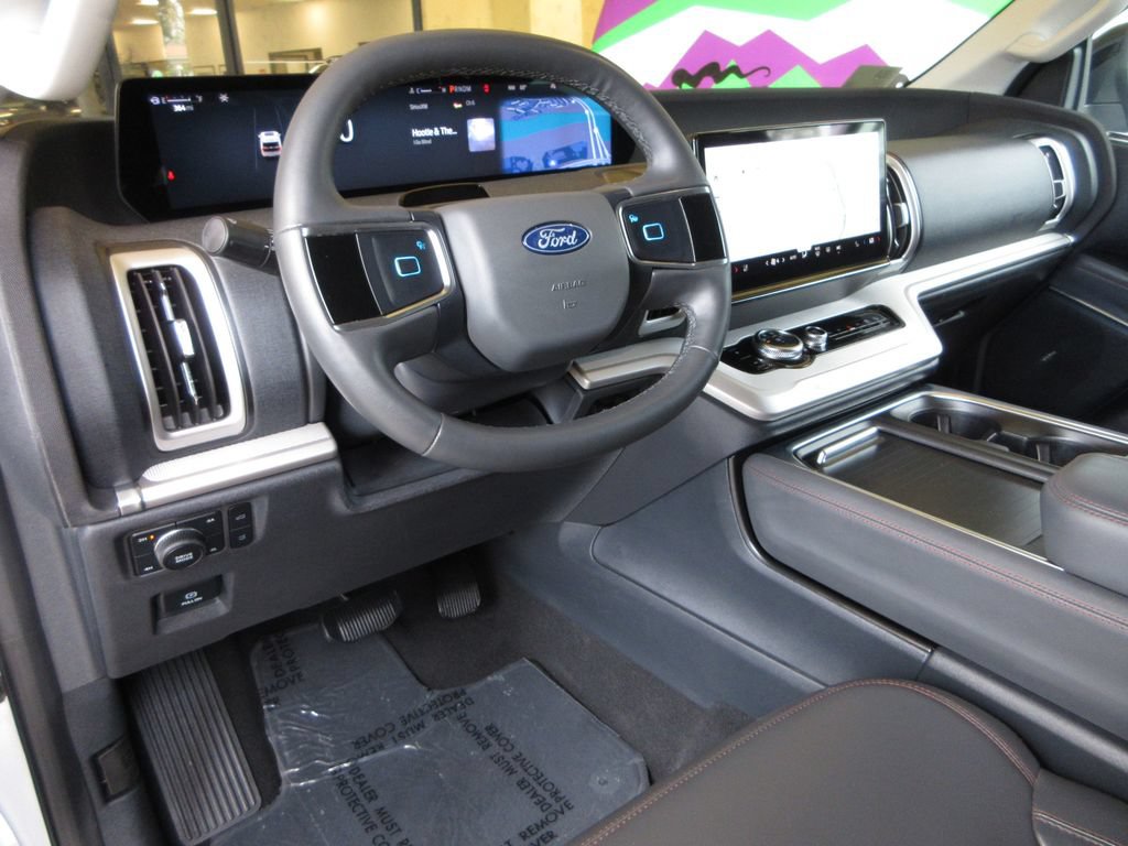 Certified 2025 Ford Expedition Max Active AWD/4WD image 14