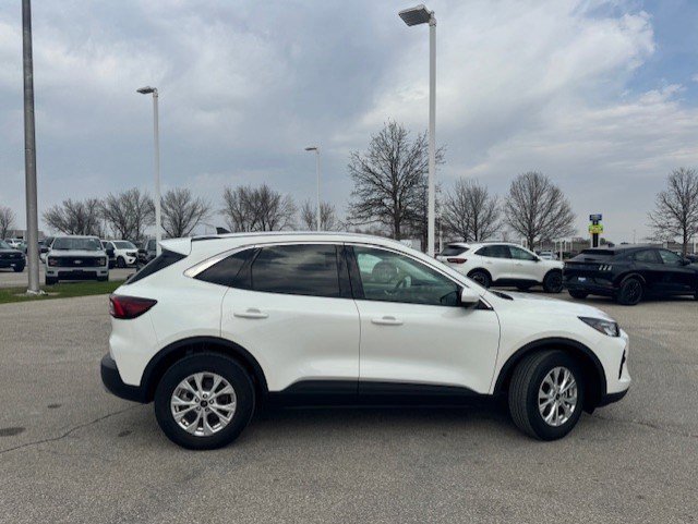 Certified 2023 Ford Escape Active w/ Tech Pack #2 image 6