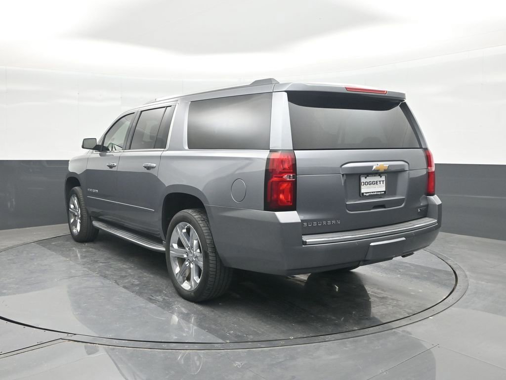 Used 2018 Chevrolet Suburban Premier image 4