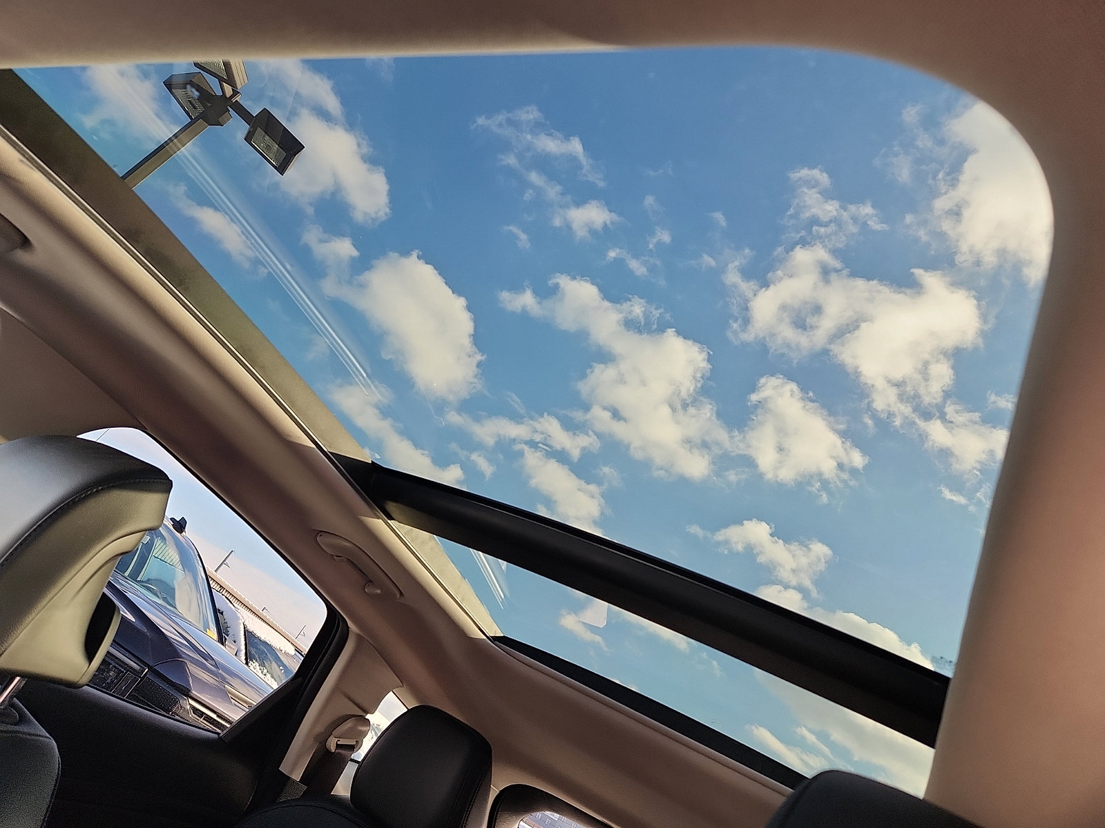 Used 2023 Kia Sportage SX Prestige image 21