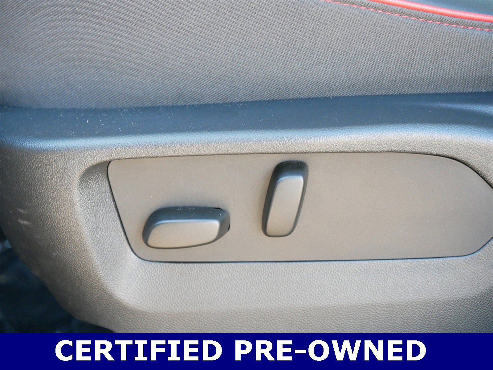 Used 2023 Buick Envision Essence w/ Sport Touring Package image 12