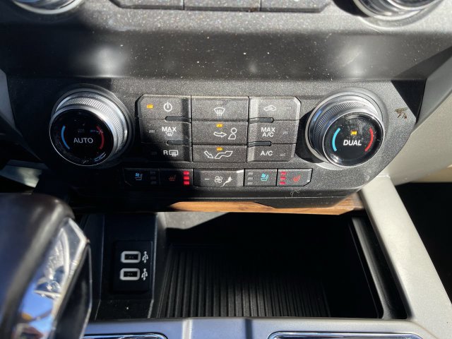 Certified 2019 Ford F150 Lariat w/ Equipment Group 502A Luxury AWD/4WD image 12