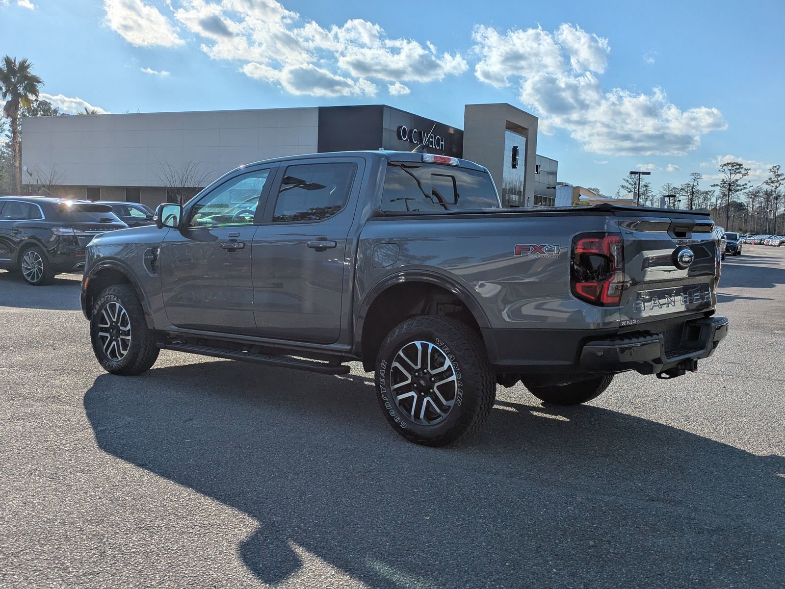 Certified 2024 Ford Ranger Lariat w/ FX4 Off-Road Package image 7