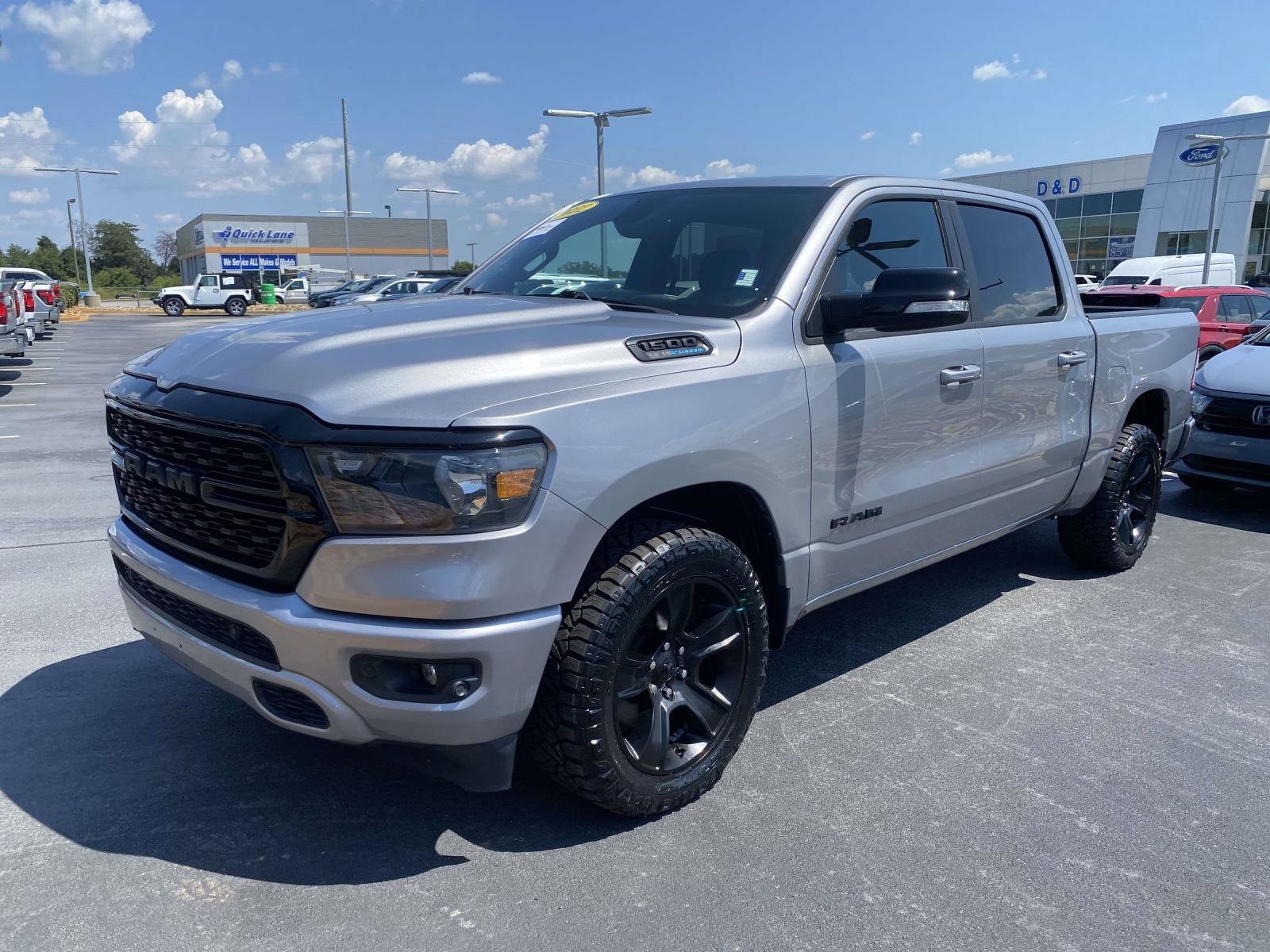 Used 2022 RAM 1500 Big Horn AWD/4WD image 3